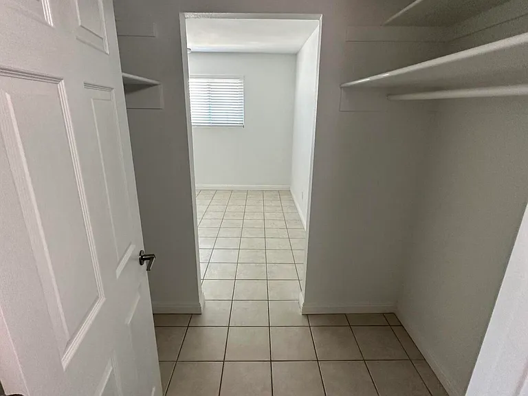 1226 N Lake Havasu Ave — Photo 5