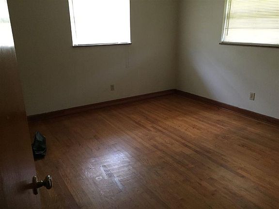 4th image of 805 Lincoln Ave