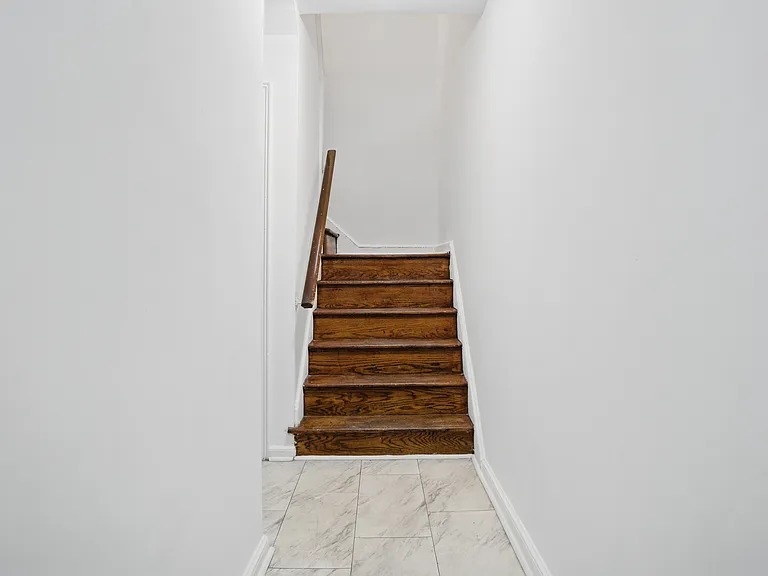 1452 Hellerman St #1 — Photo 12