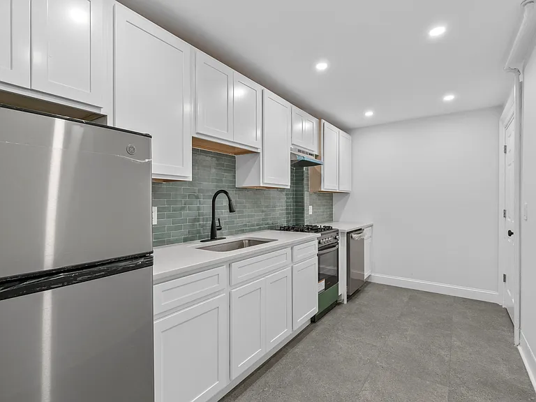 46 Trumbull St #LL — Photo 20