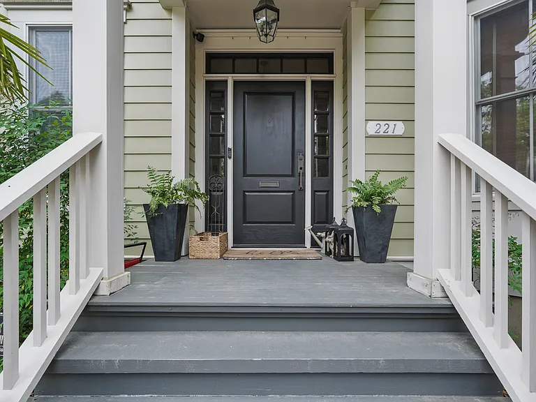 221 E Park Ave — Photo 7