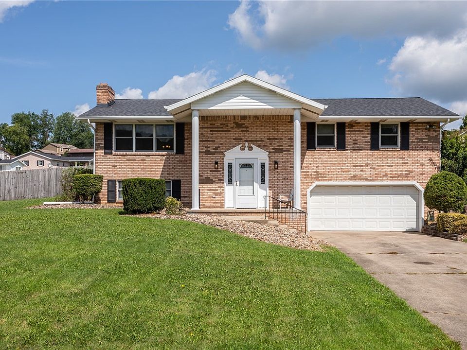 1st image of 302 Virginia Cir