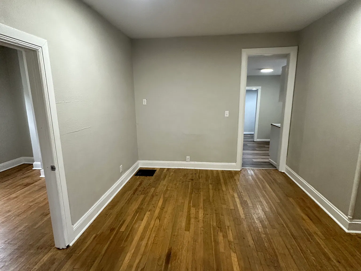 4 bed, 1.5 bath, 1644 sqft, $1,400 — Photo 3