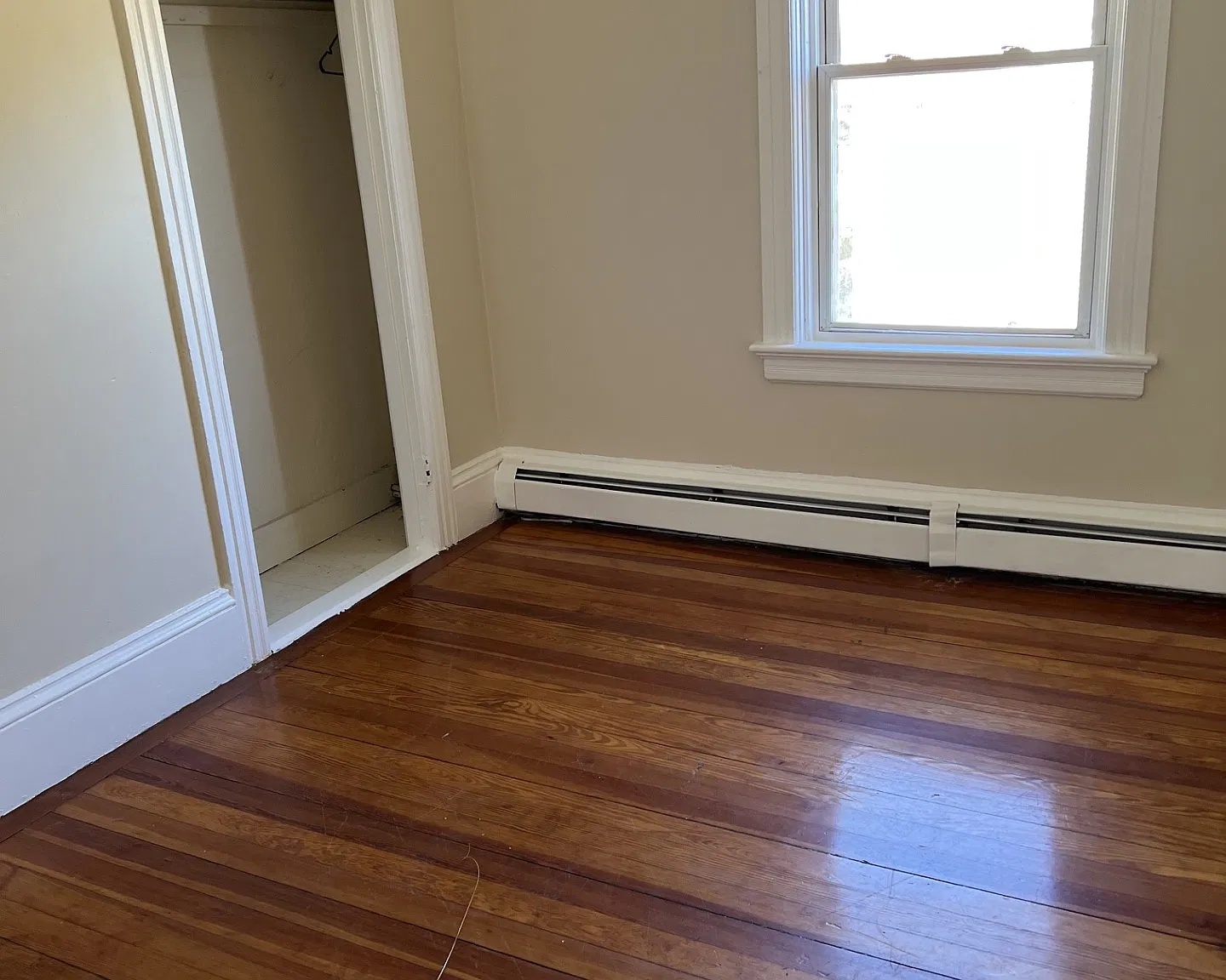 3 bed, $1,900 — Photo 3