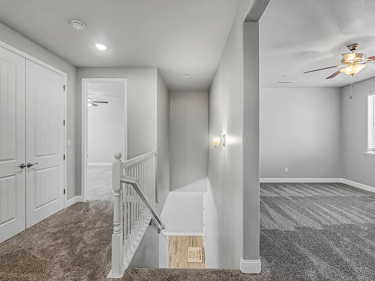 1683 N Ryan Ave — Photo 34