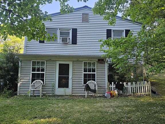 4th image of 320 Iron Bridge Rd