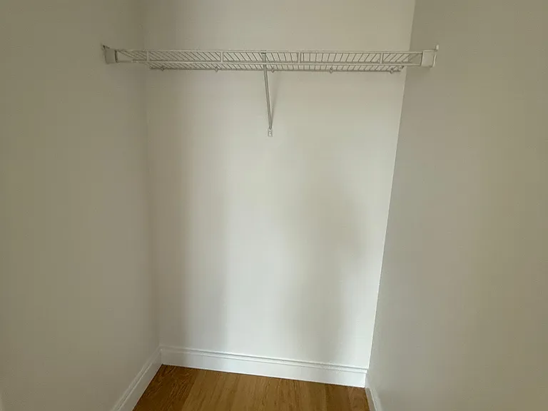 83-84 Gardner St #306L — Photo 5