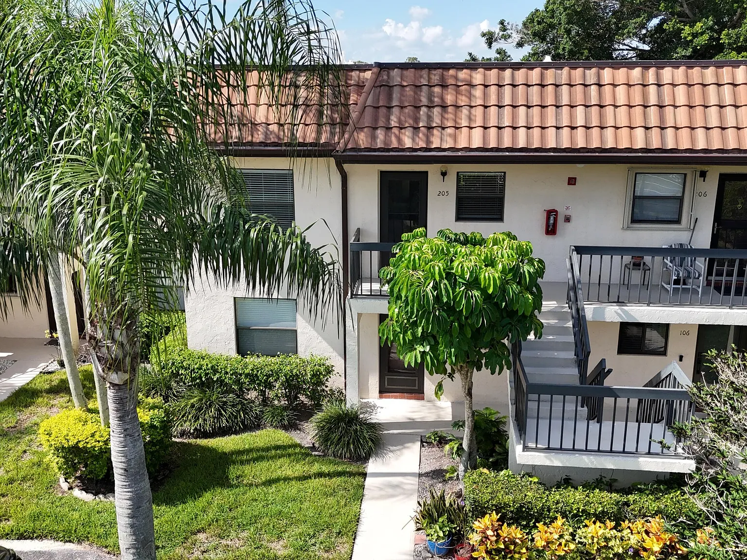 2 bed, 2.0 bath, 790 sqft, $1,600 — Photo 3