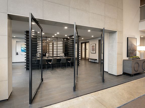 Leasing Office