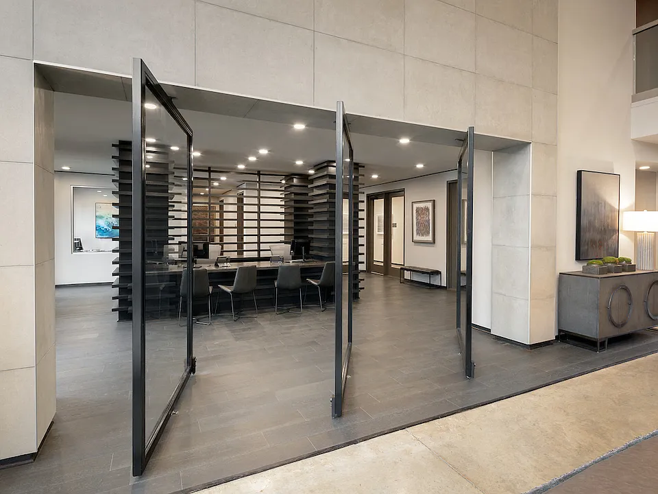 Leasing Office