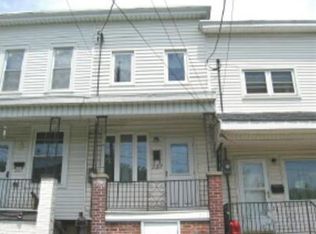 227 E Oak St, Shenandoah, PA 17976