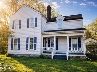 6191 Cooley Lake Rd, Waterford, MI 48327