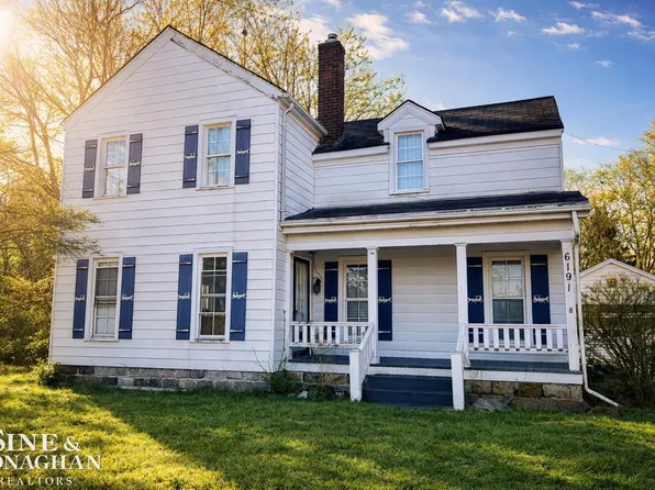 6191 Cooley Lake Rd, Waterford, MI 48327