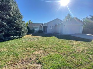 6112 W Melville Rd, Pasco, WA 99301