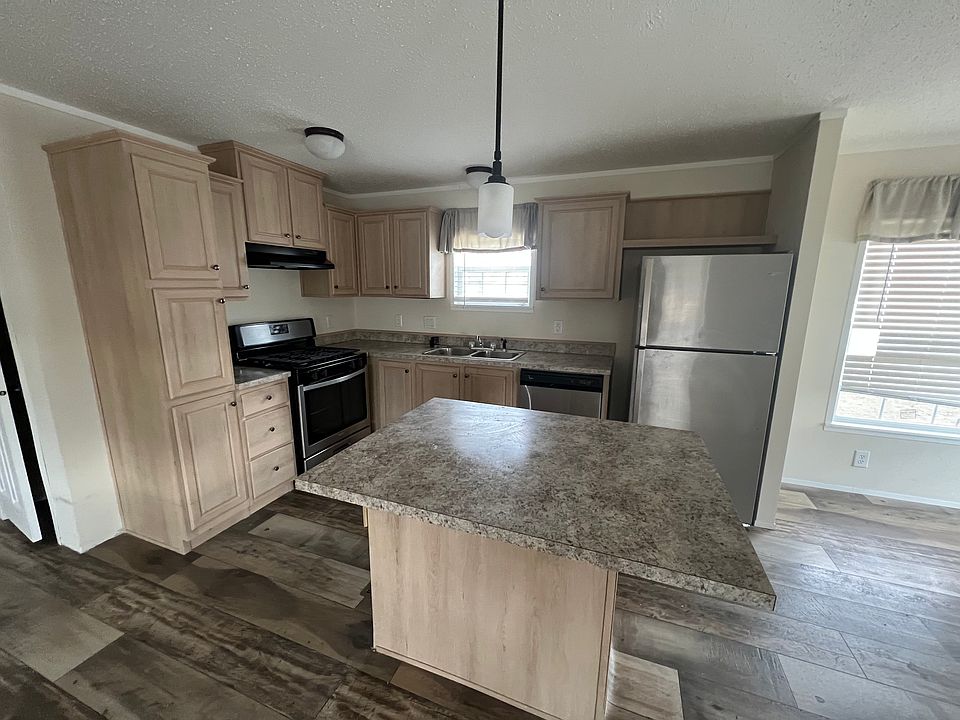 1st image of 5055 Pebble Ln
