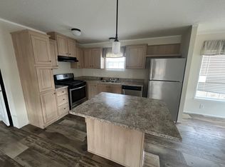 5055 Pebble Ln, Loves Park, IL 61111