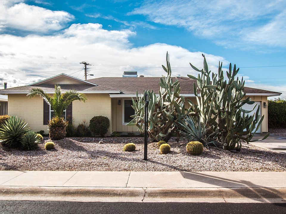1st image of 6737 E Palm Ln