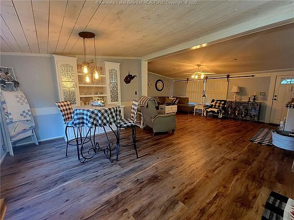 4th image of 4446 Woodrum Ln