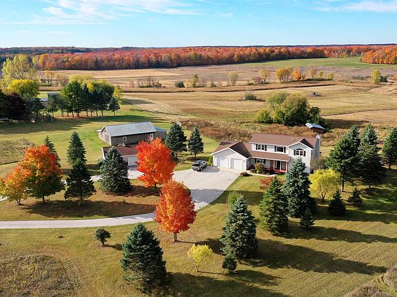 3rd image of 4879 Mathey Rd