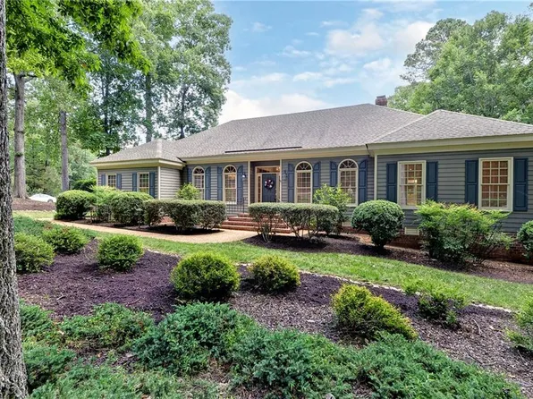 100 Woodhall Spa, Williamsburg, VA 23188