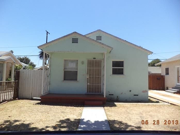 1st image of 152 E Platt St