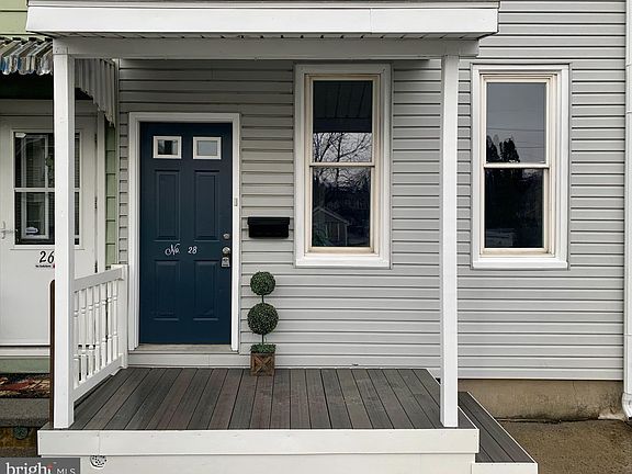 2nd image of 28 Guilford Street