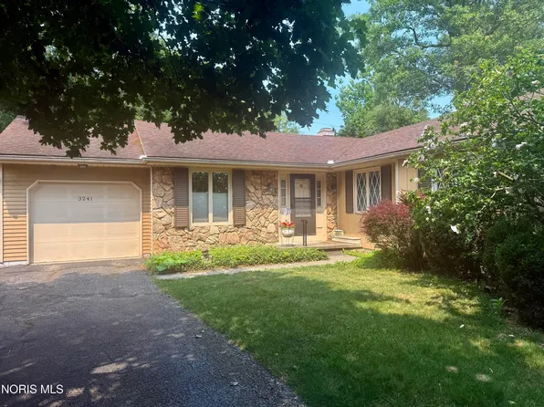 3241 Woodbrook Rd, Toledo, OH 43617