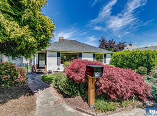 229 W 9th St, Port Angeles, WA