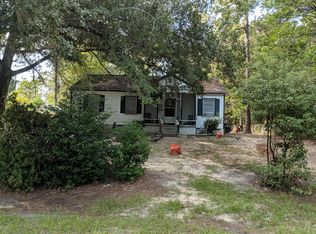 327 Pineview Dr, Waycross, GA 31501
