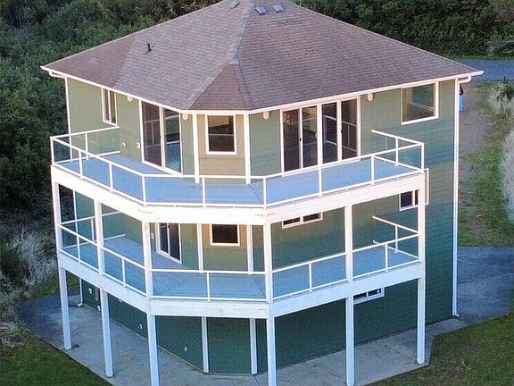 3rd image of 189 S Sand Dune Avenue SW