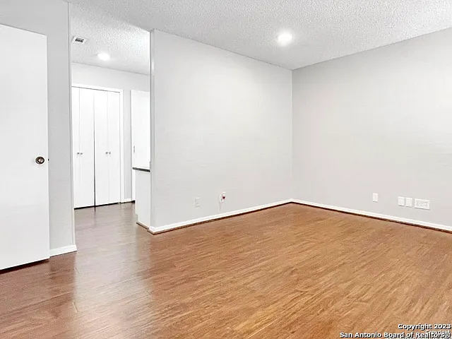 11520 Huebner Rd #108 — Photo 27