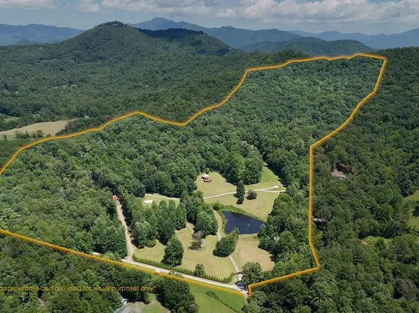 910 Sawyer Cove Rd, Hayesville, NC 28904