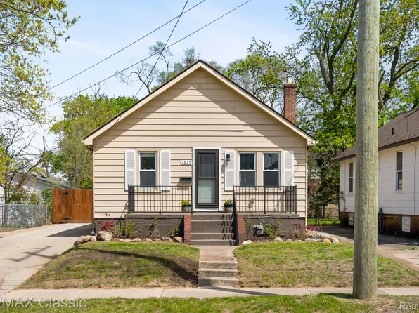 4835 Woodward St, Wayne, MI 48184