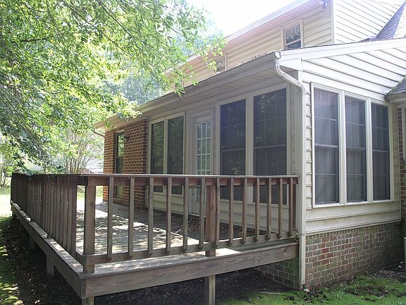 2nd image of 115 Ashberry Ct