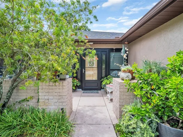 3284 Gorse Ct, Palm Harbor, FL 34684