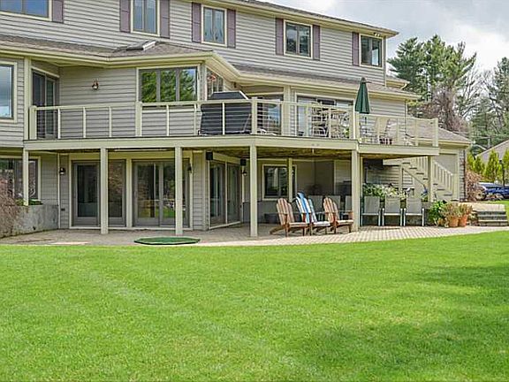 3rd image of 86 Wood Cove Dr