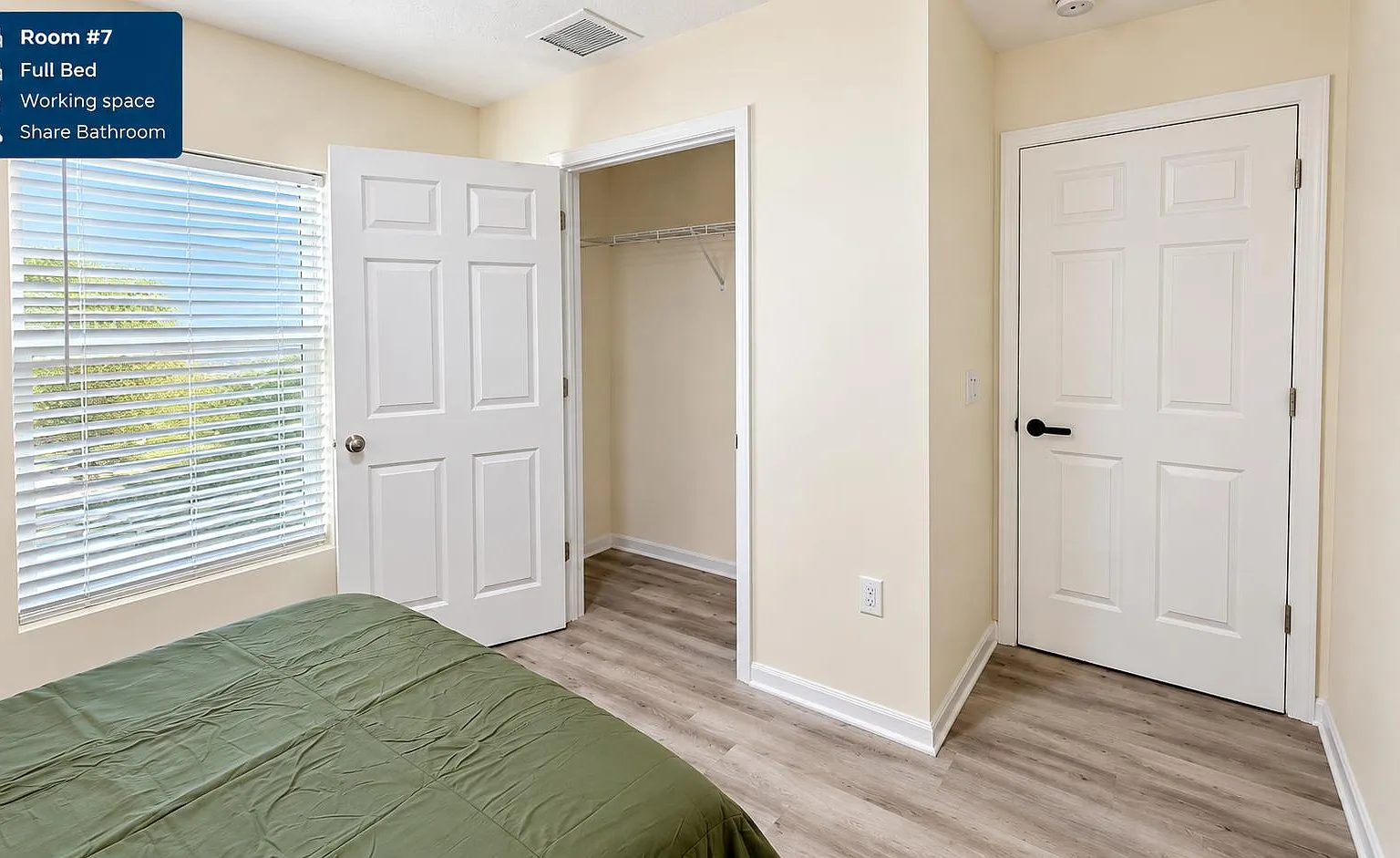 2 bed, 1.0 bath, 2700 sqft, $936 — Photo 2