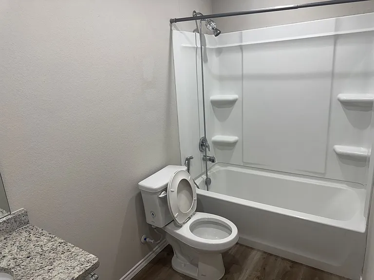 214 Damon Dr — Photo 24