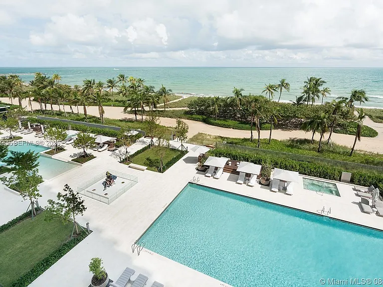 10201 Collins Ave #503 — Photo 7