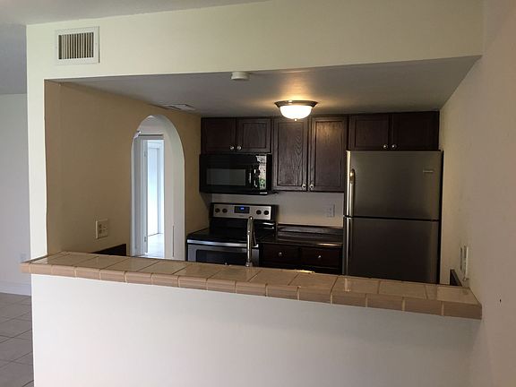 4th image of 190 San Juan Cir