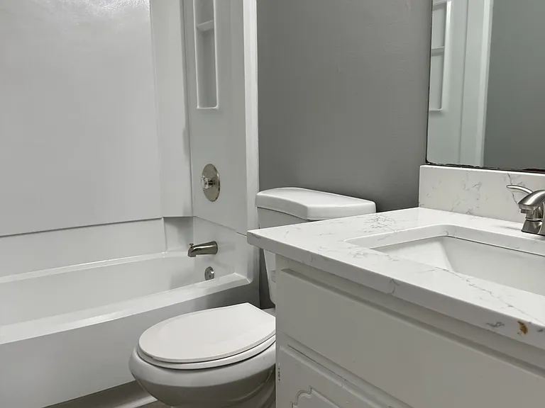 171 Adrian Dr — Photo 17