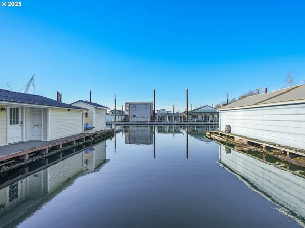 1639 N Jantzen Ave, Portland, OR 97217