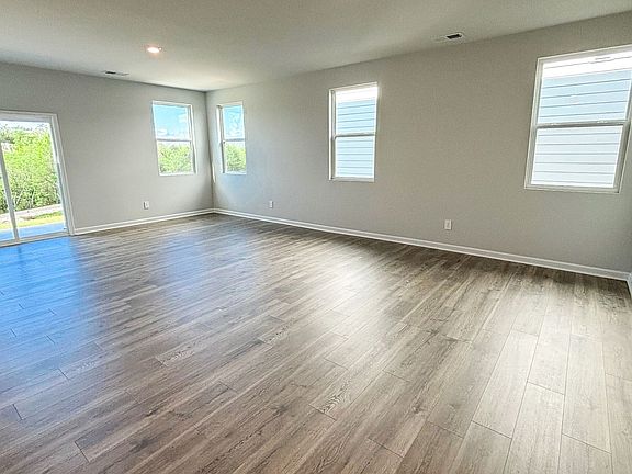 4th image of 4254 Oswin Dr Lot 105