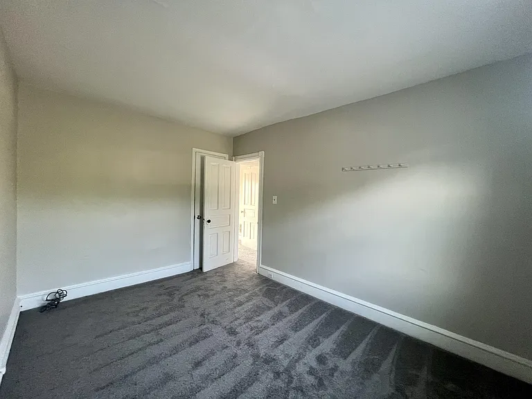 1323 N Dupont St #B — Photo 17