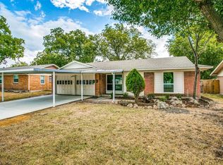 2700 Driftwood Dr, Mesquite, TX 75150