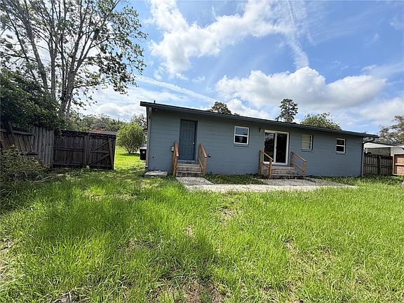 2nd image of 175 Capella Rd