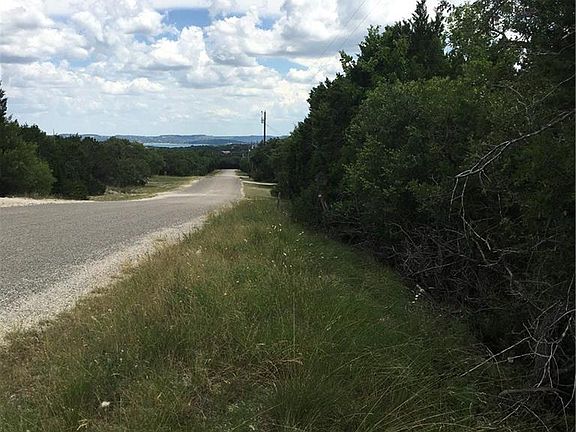 3rd image of 1296 Linda Dr