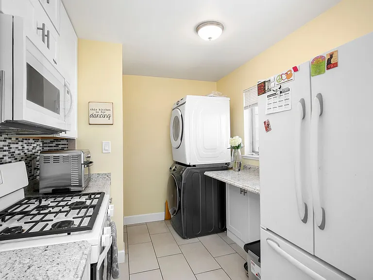 3361 Leyden St — Photo 3