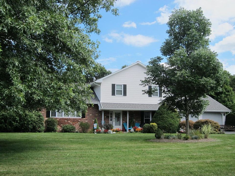 1st image of 338 Henry Dr