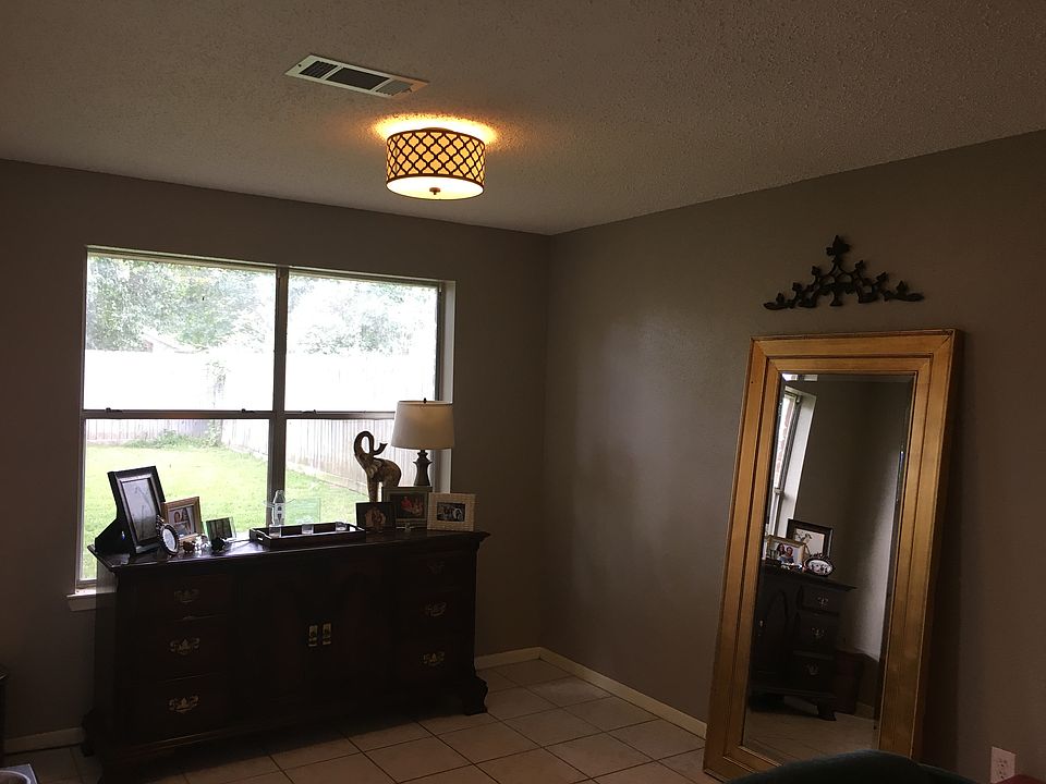 2nd image of 22738 Brafferton Ln